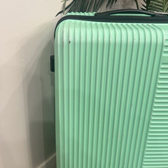 Travelers Club Basette 1Pc. Hardside Luggage spinner, suitcase 28” - Picture 14 of 16